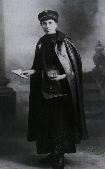Femme facteur 1916